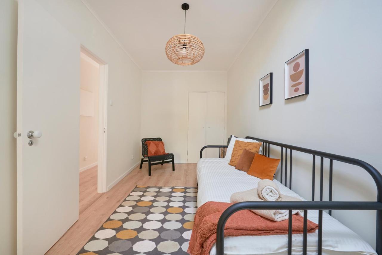 Fantastic With Balcony In Bica Appartement Lisboa